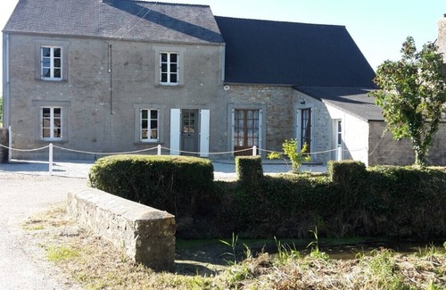 Saint-Marcouf House | GITE 8 PEOPLE NEAR BEACHES OF THE LANDING "SMALL SOURCES"