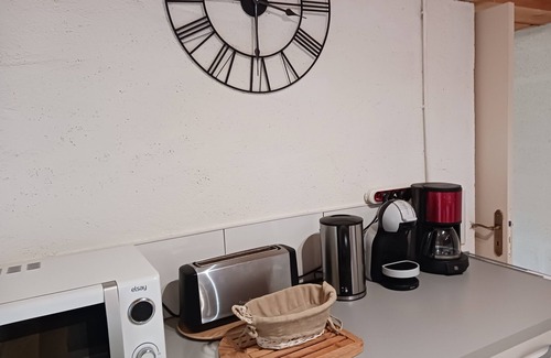 Fleac-sur-Seugne House | Gite 8 people * near Jonzac real haven more parking