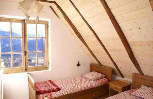 Cathervielle House | Gite Auberge La Soulan - gite de montagne