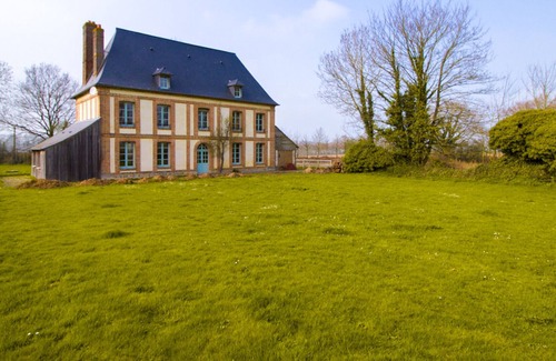 Benesville House | Gite Bénesville, 5 bedrooms, 11 persons