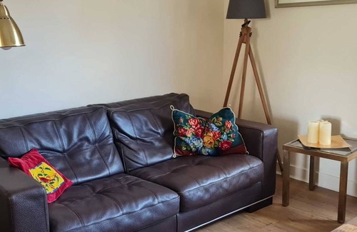 Besson Cottage | Gite Besson, 2 bedrooms, 4 persons