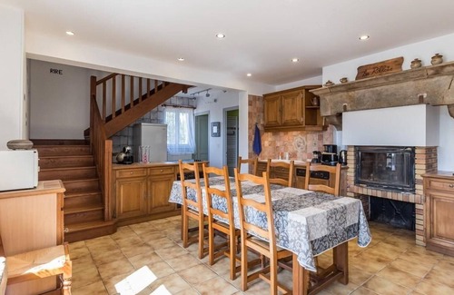Bougey Cottage | Gite Bougey, 3 bedrooms, 7 persons