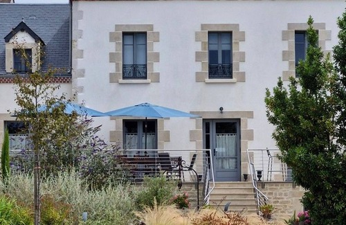 Briare Cottage | Gite Briare, 4 bedrooms, 11 persons
