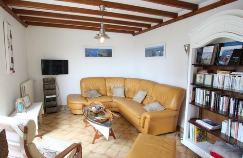 Bricqueville-sur-Mer Cottage | Gite Bricqueville-sur-Mer, 5 bedrooms, 11 persons