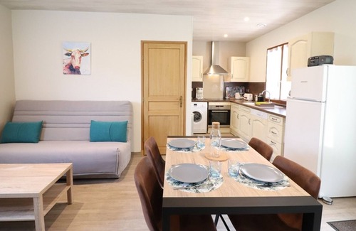 Carlat Cottage | Gite Carlat, 2 bedrooms, 3 persons
