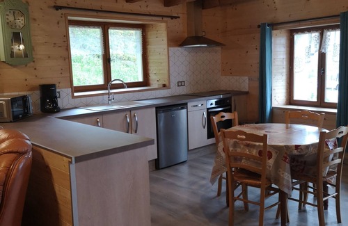 Montgilbert House | GITE "CHEZ COMBET