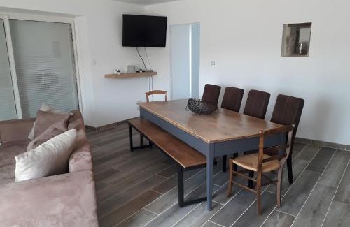 Vendenesse-sur-Arroux House | Gite Chez Le Petit Claude