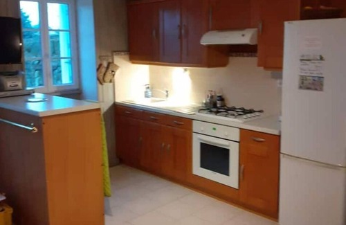 Savigny-en-Veron House | Gite Chez LE Vigneron