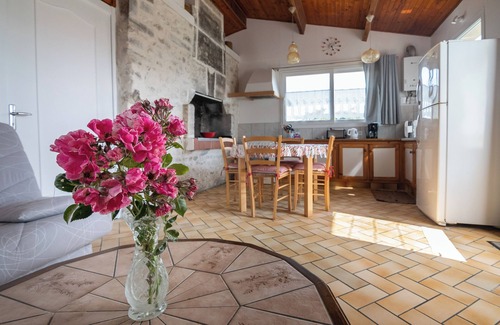 Gente House | Gite "Chez Martine" - 2 people near Cognac