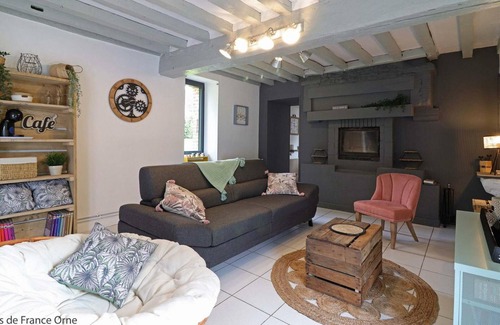 Cisai-Saint-Aubin Cottage | Gite Cisai-Saint-Aubin, 3 bedrooms, 8 persons
