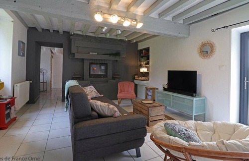 Cisai-Saint-Aubin Cottage | Gite Cisai-Saint-Aubin, 3 bedrooms, 8 persons