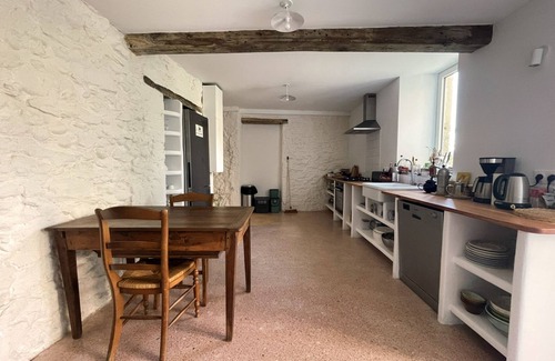 Chatte Cottage | Gîte-Cottage-Ensuite with Bath-Countryside view