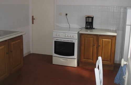 Bures Cottage | GITE. COUNTRY HOUSE WITH CHILDREN'S SHACK BETWEEN MORTAGNE LE MELE SEES