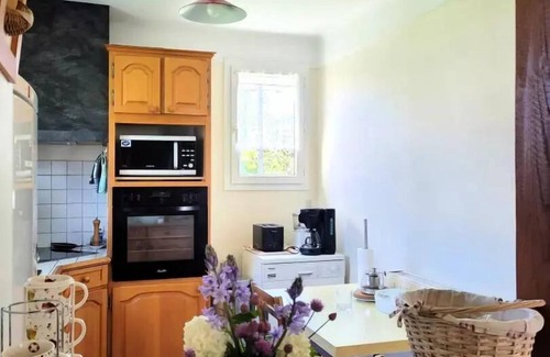 Montaignac-Saint-Hippolyte Villa | Gite de France 4 Personen