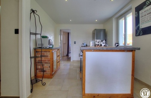 Montrevel-en-Bresse House | Gite de L'huppe - Montrevel EN Bresse