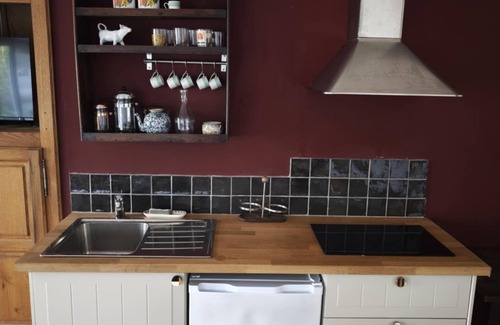 Clecy Apartment | Gîte de La Bacouette at the foot of the greenway