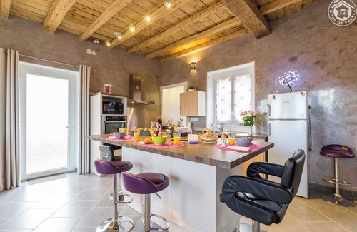 Champagneux House | GITE DE LA VIOLETTE - CHAMPAGNEUX