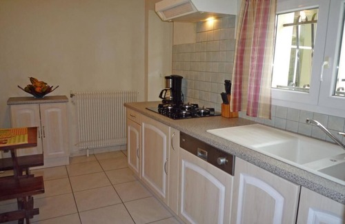 Avensan House | Gite DE Romefort - Avensan