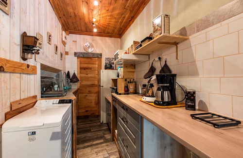 Gontaud Apartment | Gîte des Lys – Cozy House in the Heart of Monségur, Gironde