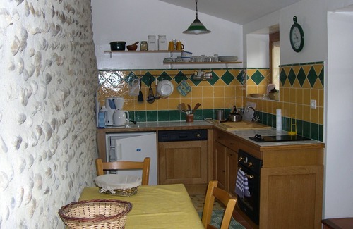 Livron-sur-Drome House | Gîte des Moutiers, in the countryside in an old renovated farm