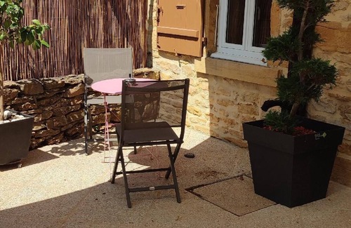 Marcilly-d'Azergues Apartment | Gite des Pierres dorées
