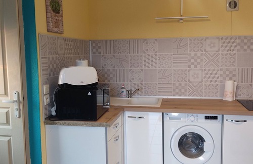 Montelimar Apartment | Gite du Couchant, Solo ou en Couple, Clim Réversible, au Calme