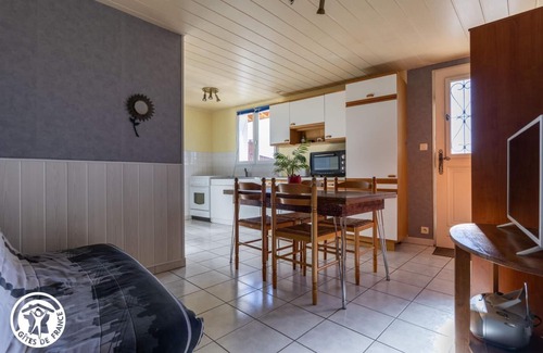 Orbeil House | Gite DU Vigneron - Orbeil