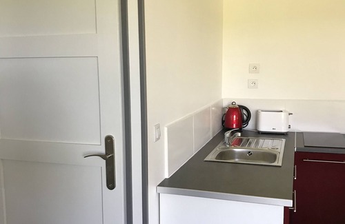 Loubersan Apartment | Gite for 2 with swimming pool in the Gers countryside