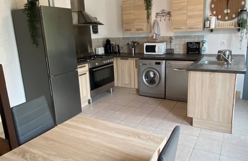 La Chapelle-Saint-Etienne House | Gite for 6 to 14 people, 45 minutes from Puy du Fou