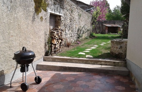 Mauleon House | Gite for 6 to 8 people, all renovated with Jacuzzi, 20 minutes from puy du fou