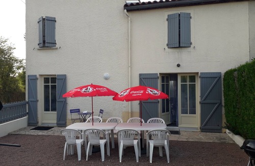 La Chapelle-Saint-Laurent House | Gite 3 * between Puy du Fou, the Futuroscope and the Marais Poitevin
