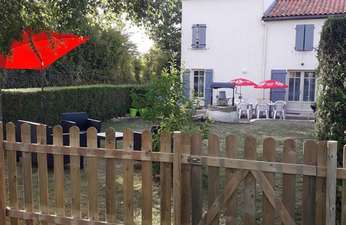 La Chapelle-Saint-Laurent House | Gite 3 * between Puy du Fou, the Futuroscope and the Marais Poitevin