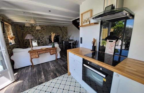 Plouneour-Brignogan-Plages House | GITE 50M FROM THE SEA PLOUNEOUR TREZ COTE DES LEGENDES PLOUESCAT FINISTERE BRETAGNE