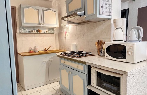 Saint-Sauveur-de-Cruzieres Apartment | GITES SUD ARDECHE/LAKE/BEBE