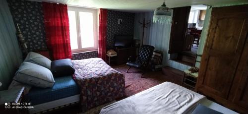 Villeneuve-dʼAllier Apartment | Gite grand champ