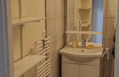 Saint-Ambroix Bed & Breakfast | Gite - Guest Room L'Occitania 44m² - Room and Annex 55 m²