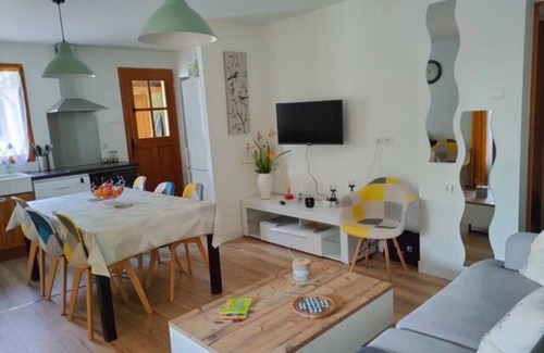 Saint-Laurent-de-Neste House | Gite in the woods with breathtaking views of the Pyrenees.