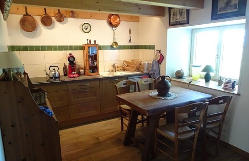 Montlauzun House | GITE IN THE HEART OF QUERCY BLANC