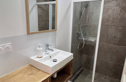 Val-du-Maine Apartment | Gite in the heart of a stable