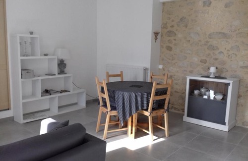 Francs House | Gite Laulan