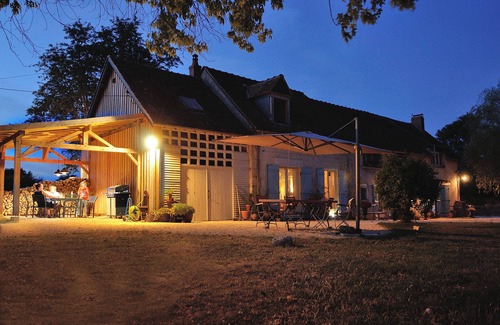 Herry Apartment | Gîte Le Corbier. Absolute peace and yet only 10km from the A77 autoroute.