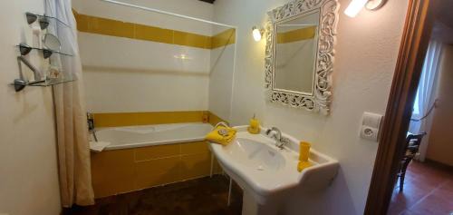 Seuillet House | GITE LE FOUR DE SULIATUS