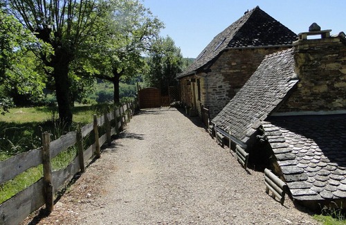 Castelnau-de-Mandailles Cottage | Gîte Le Torminal: In the Aubrac Natural Park .