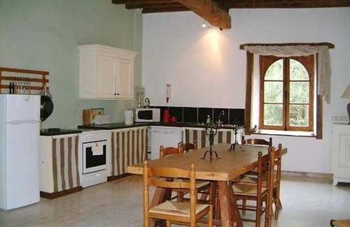 Lurais House | Gite Le Moulin 8 people swimming pool and river