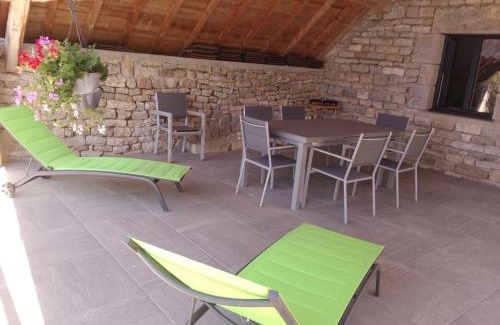 Ivrey House | Gite le Nid du Poupet