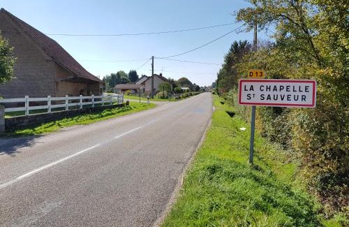 La Chapelle-Saint-Sauveur House | Gite Le Petit Pied-à-Terre