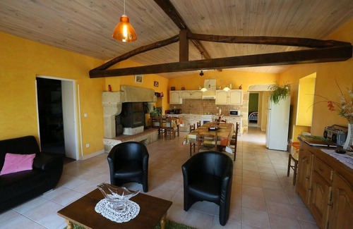 Saint-Pierre-de-Mons House | Gite LE Papillon - Saint-pierre-de-mons