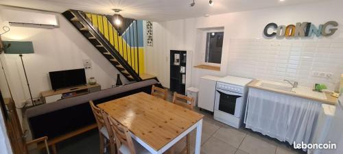 Vallon-Pont-d'Arc Apartment | Gite le Tilleul Vallon pont d'Arc