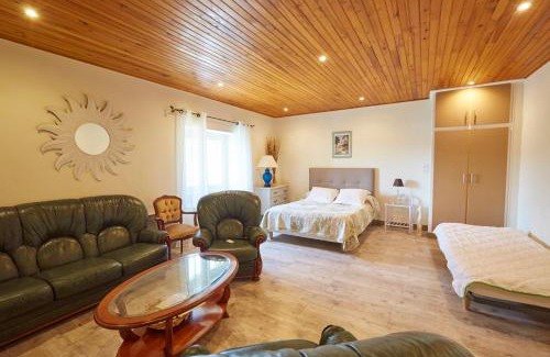 Sainte-Colombe House | Gite Les Deux Meules