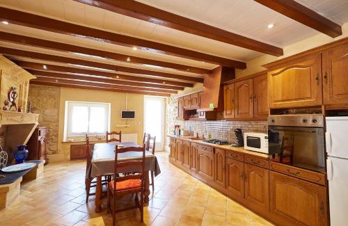 Sainte-Colombe House | Gite Les Deux Meules